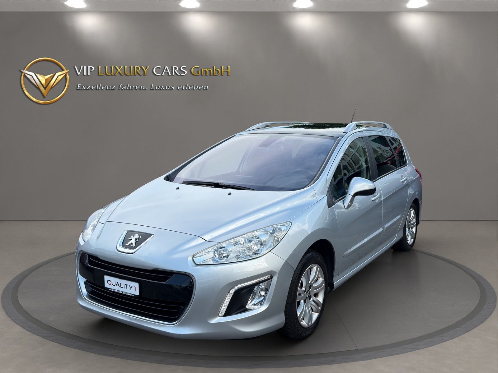 PEUGEOT 308 SW 1.6 HDI Business EGS6 7 Plätze, Diesel, Occasion / Utilisé, Automatique - 2