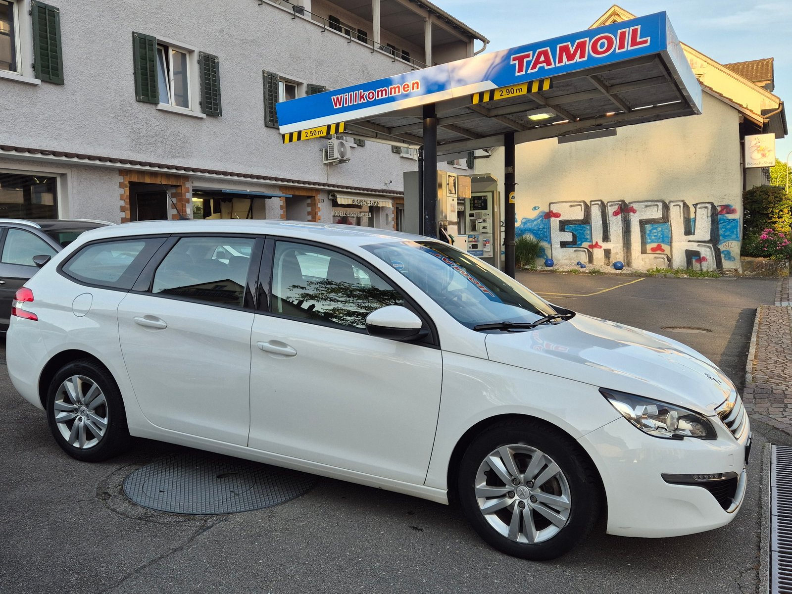 PEUGEOT 308 SW 1.6 BlueHDI Allure Automatic, Diesel, Occasion / Gebraucht, Automatik - 5