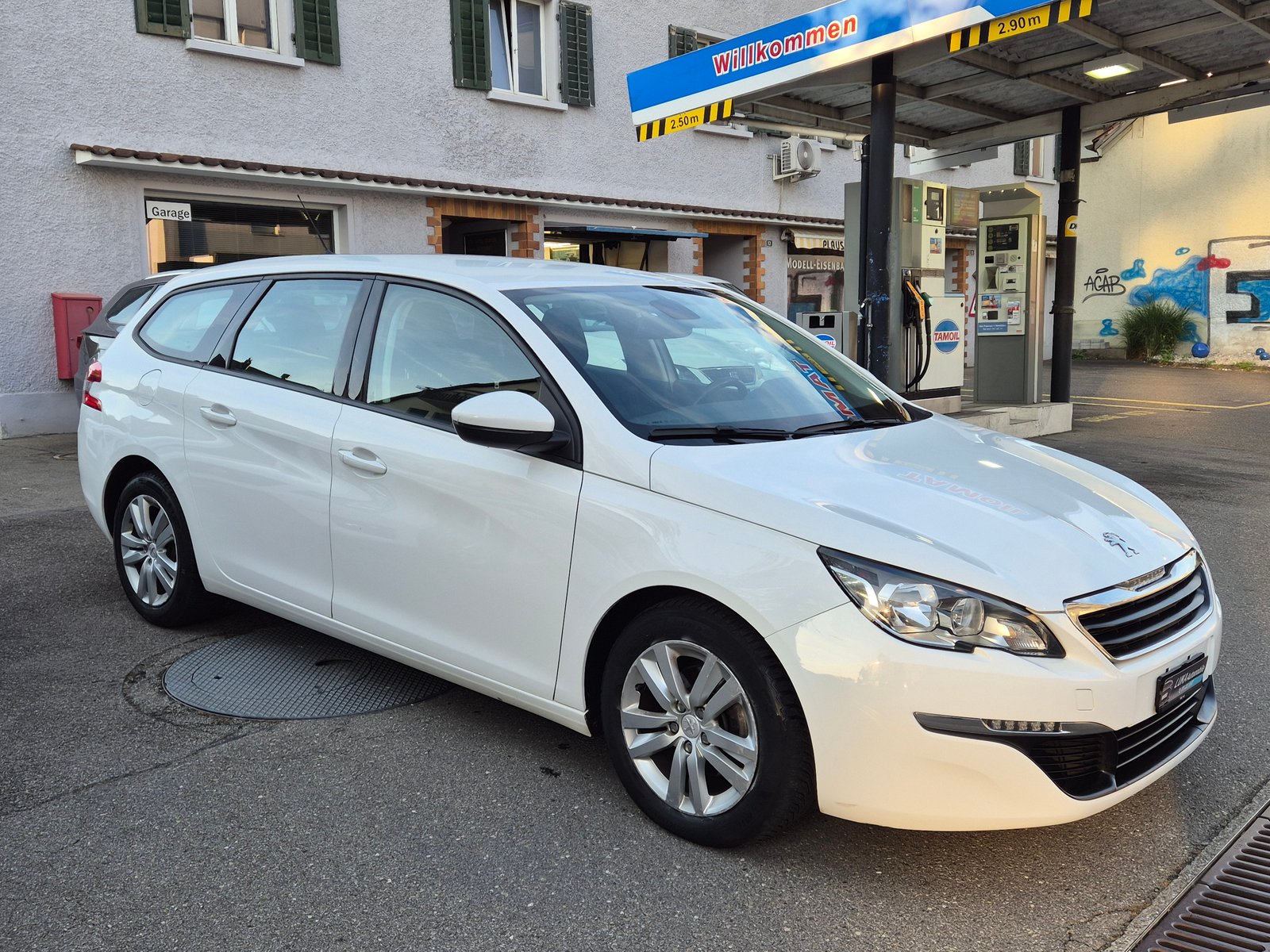 PEUGEOT 308 SW 1.6 BlueHDI Allure Automatic, Diesel, Occasion / Gebraucht, Automatik - 6