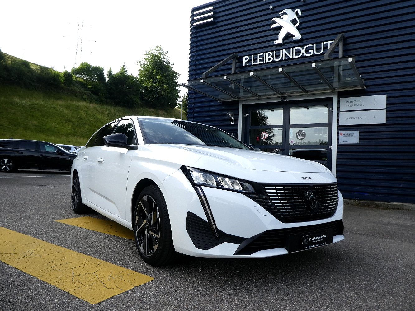 PEUGEOT 308 SW 1.5 BlueHDi Allure Pack EAT8