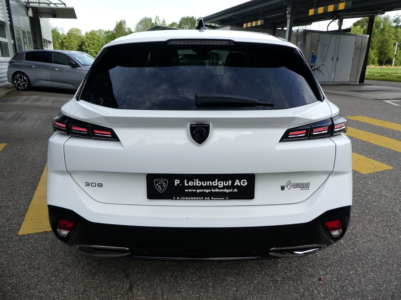 PEUGEOT 308 SW 1.5 BlueHDi Allure Pack EAT8, Diesel, Occasioni / Usate, Automatico - 6