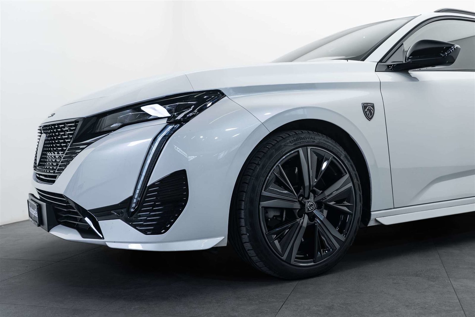 PEUGEOT 308 SW 1.6 PHEV 225 GT Pack, Plug-in-Hybrid Petrol/Electric, Second hand / Used, Automatic - 2