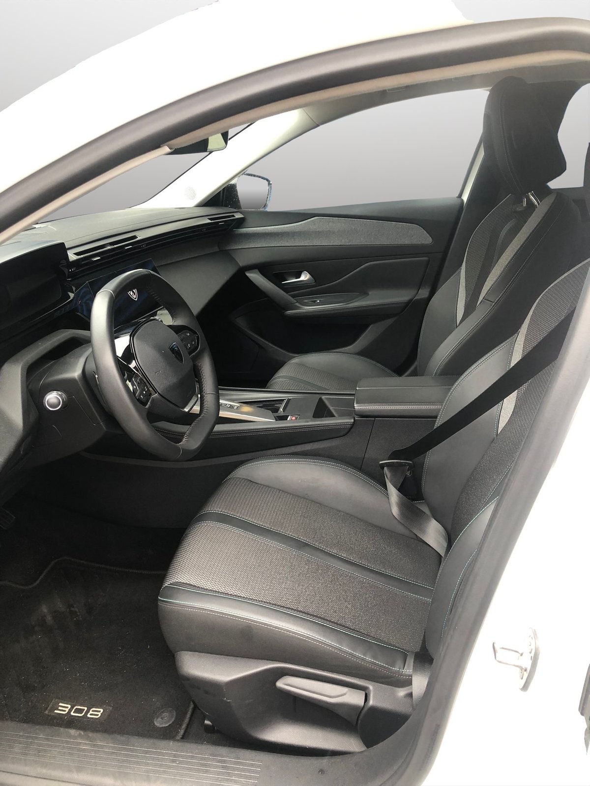 PEUGEOT 308 SW 1.5 BlueHDI Allure Pack EAT8, Diesel, Occasion / Utilisé, Automatique - 6