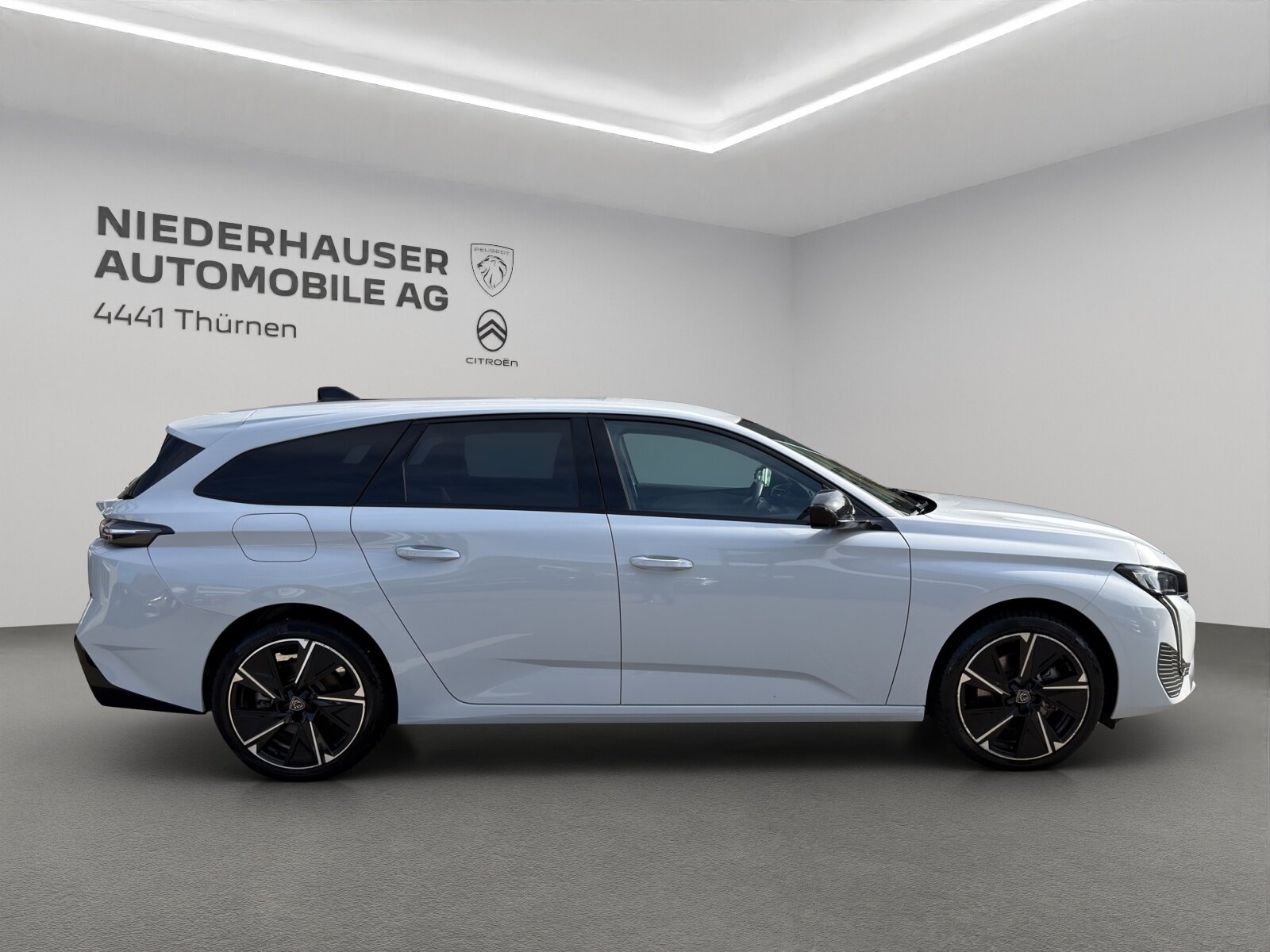 PEUGEOT 308 SW e-Allure, Elektro, Occasion / Gebraucht, Automatik - 2