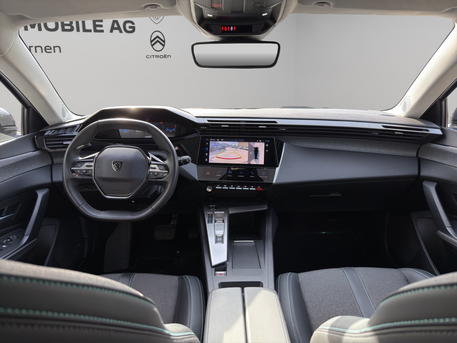 PEUGEOT 308 SW e-Allure, Elektro, Occasion / Gebraucht, Automatik - 7