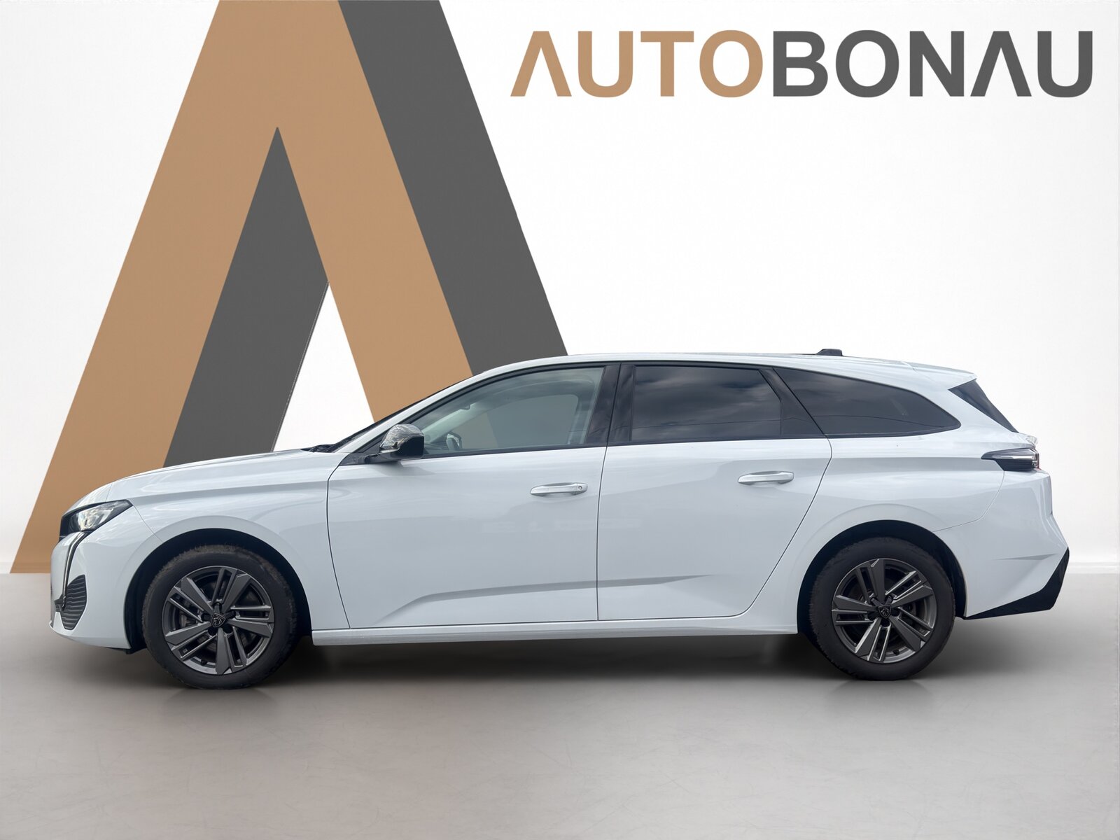 PEUGEOT 308 SW 1.2 PureTech Allure, Benzina, Occasioni / Usate, Automatico - 2