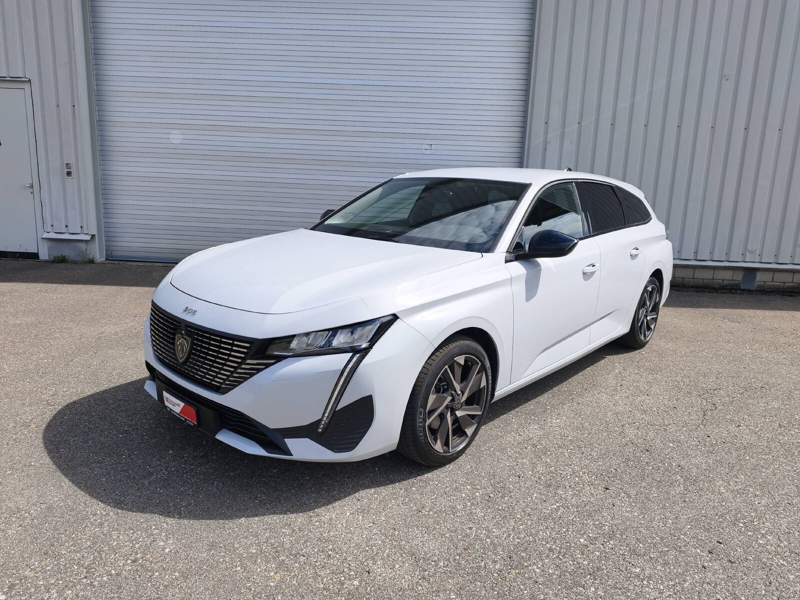 PEUGEOT 308 SW 1.2 Hybrid Allure, Mild-Hybrid Petrol/Electric, Second hand / Used, Automatic - 3
