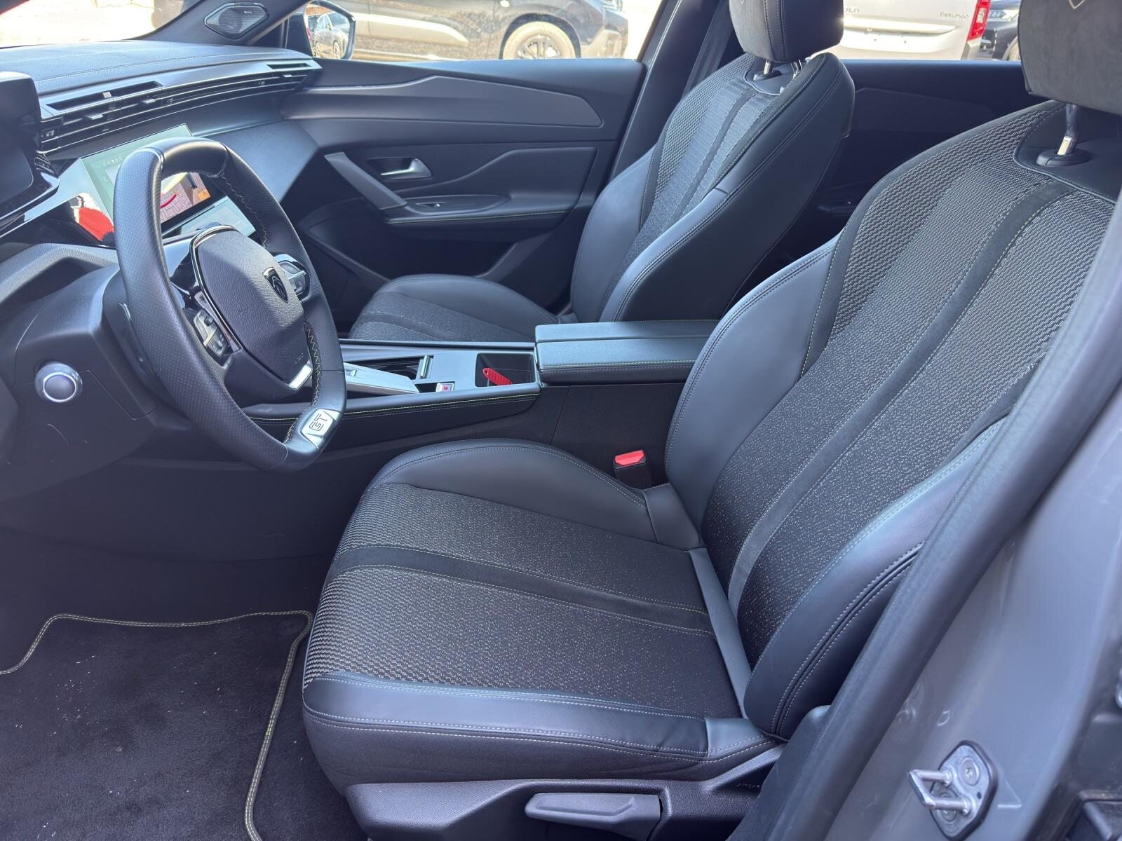 PEUGEOT 308 SW 1.2 Hybrid GT, Mild-Hybrid Petrol/Electric, Second hand / Used, Automatic - 5