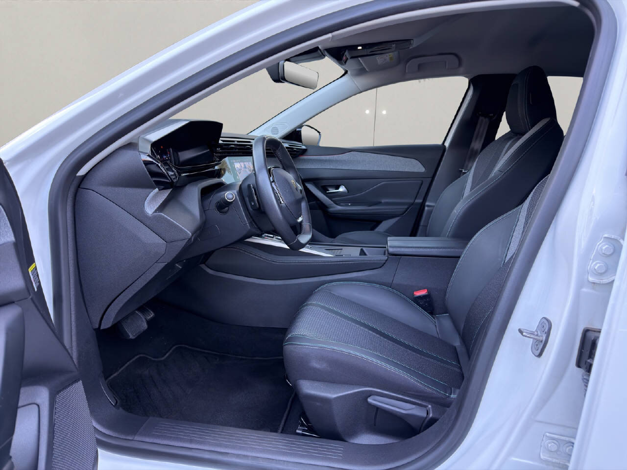 PEUGEOT 308 SW 1.5 BlueHDi Allure Pack, Diesel, Occasion / Utilisé, Automatique - 4