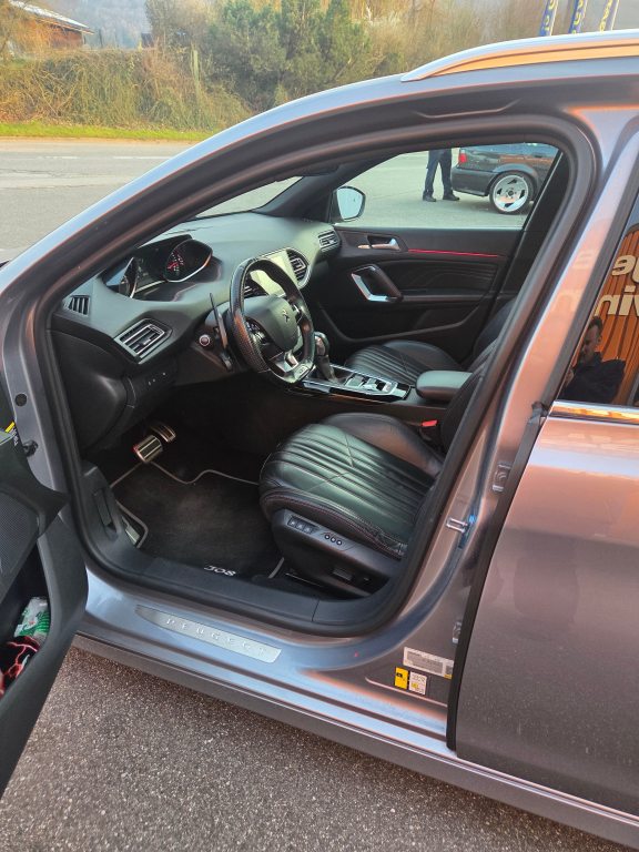 PEUGEOT 308 2.0 BlueHDi 180 GT, Diesel, Occasion / Gebraucht, Automatik - 4