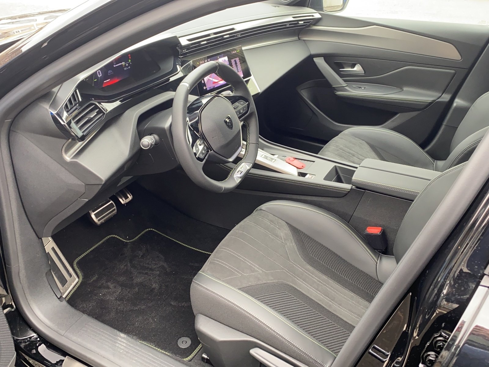 PEUGEOT 308 SW 1.2 PureTech GT, Benzin, Vorführwagen, Automatik - 4