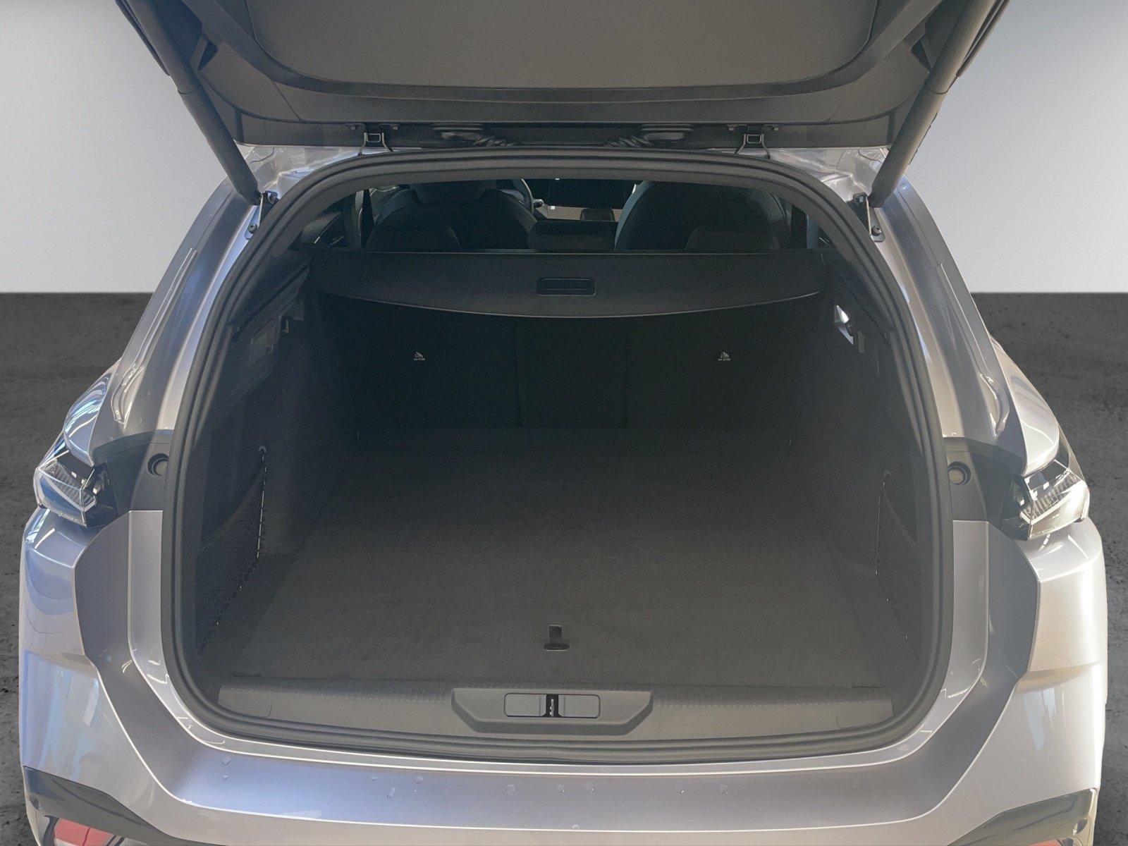 PEUGEOT 308 SW 1.6 PHEV 180 GT, Petrol, Ex-demonstrator, Automatic - 7