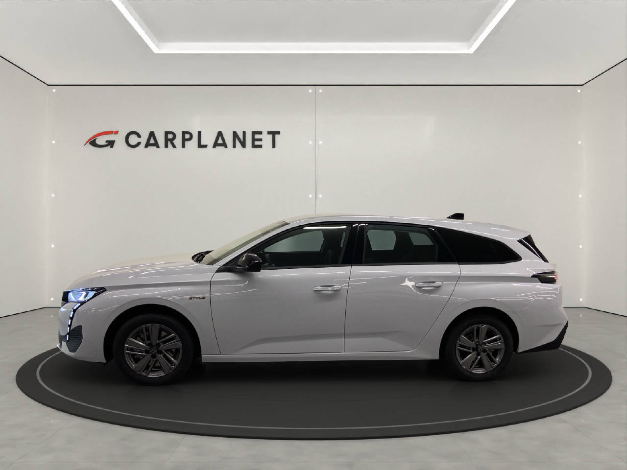 PEUGEOT 308 SW 1.2 Hybrid Style, Hybride Léger Essence/Électricité, Voiture de démonstration, Automatique - 2