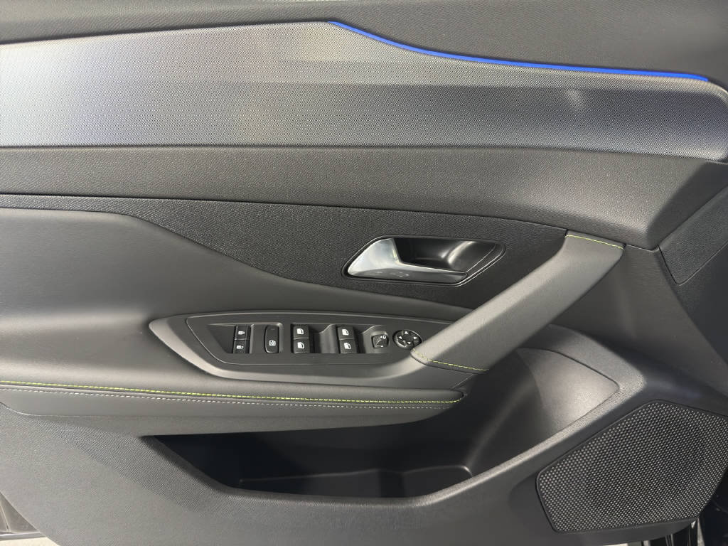 PEUGEOT 308 SW 1.6 PHEV 195 GT, Plug-in-Hybrid Petrol/Electric, Ex-demonstrator, Automatic - 6