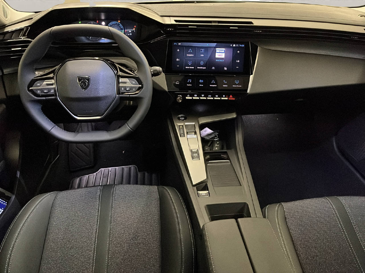 PEUGEOT 308 SW 1.2 Hybrid Allure, Mild-Hybrid Benzin/Elektro, Vorführwagen, Automatik - 6