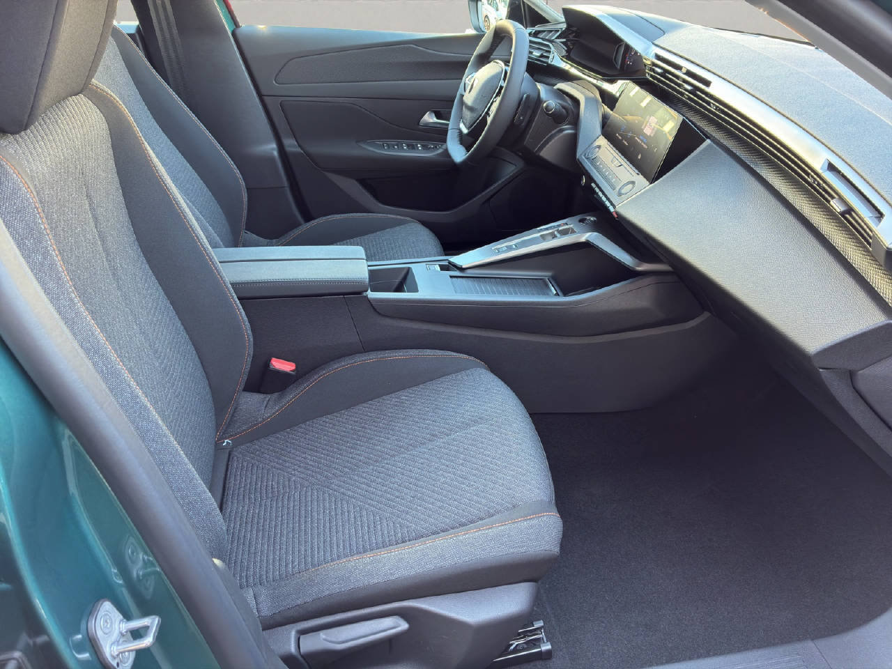 PEUGEOT 308 SW 1.2 Hybrid SYLE, Hybride Léger Essence/Électricité, Voiture de démonstration, Automatique - 6