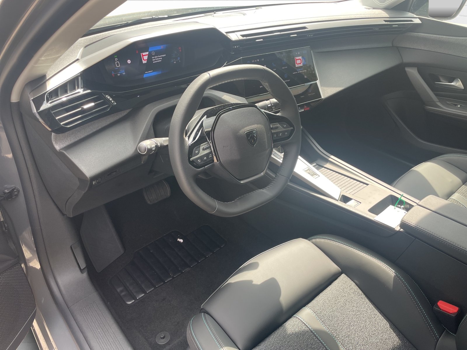 PEUGEOT 308 SW 1.2 Hybrid Allure, Mild-Hybrid Benzin/Elektro, Vorführwagen, Automatik - 6
