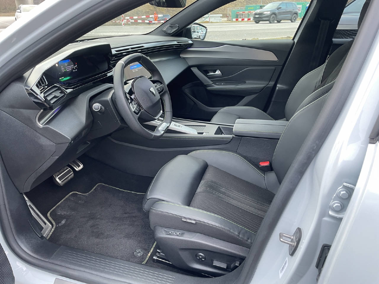 PEUGEOT 308 SW 1.6 PHEV 225 GT, Plug-in-Hybrid Benzina/Elettrica, Auto dimostrativa, Automatico - 5