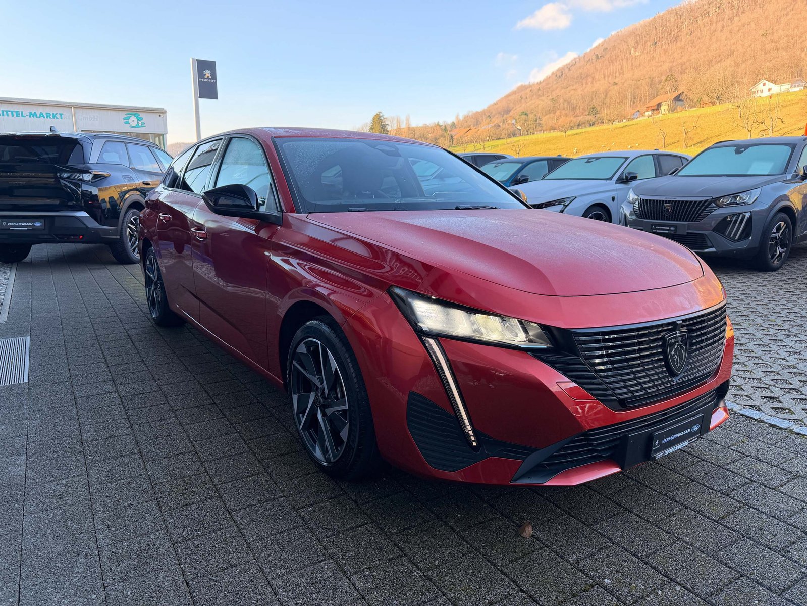 PEUGEOT 308 SW 1.5 BlueHDi Allure 5 Jahre Werksgarantie, Diesel, Ex-demonstrator, Automatic - 4