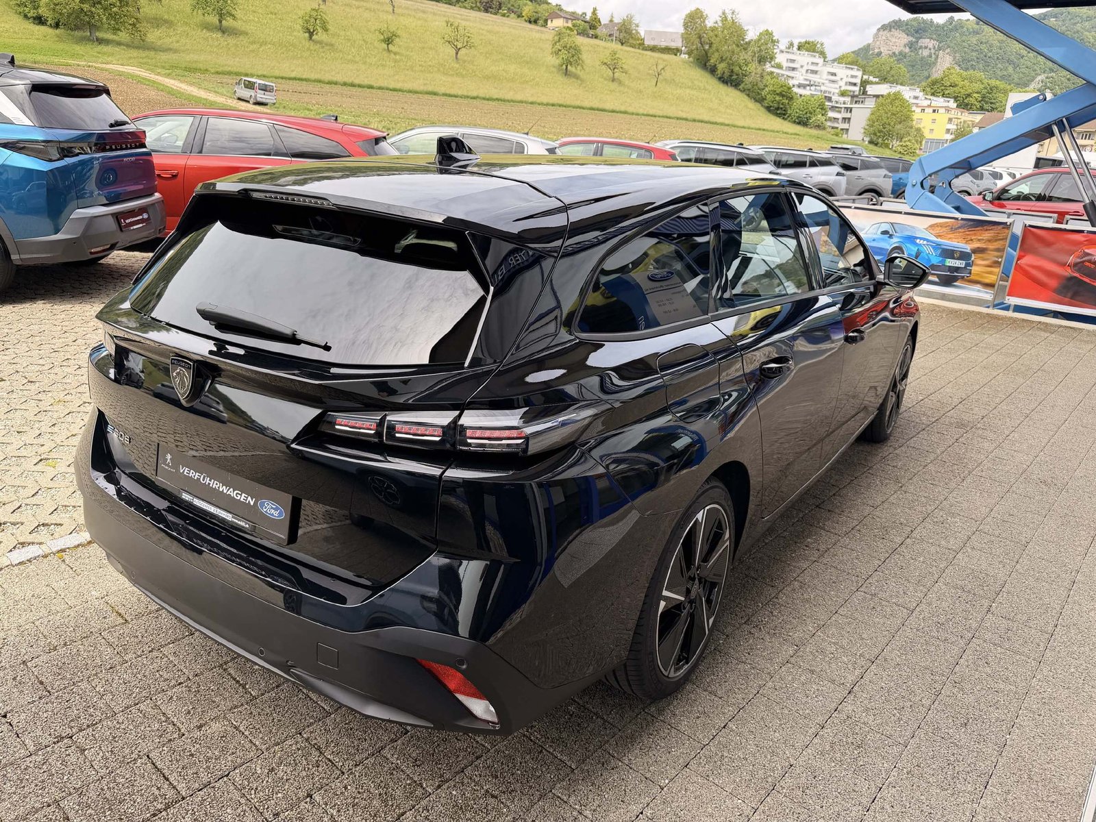PEUGEOT 308 SW e-Swiss Edition, Elektro, Vorführwagen, Automatik - 5