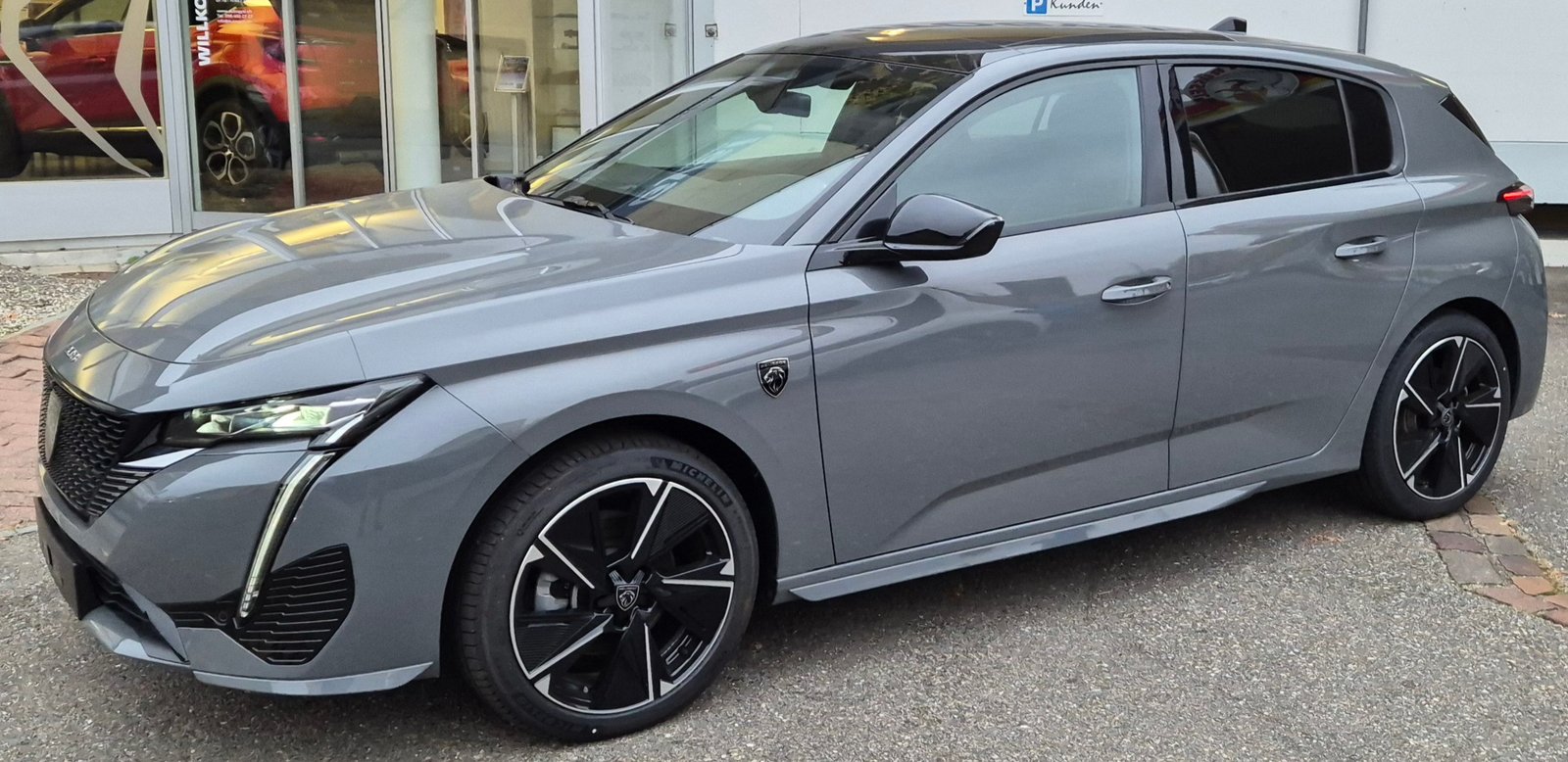 PEUGEOT 308 PHEV GT Helvetia