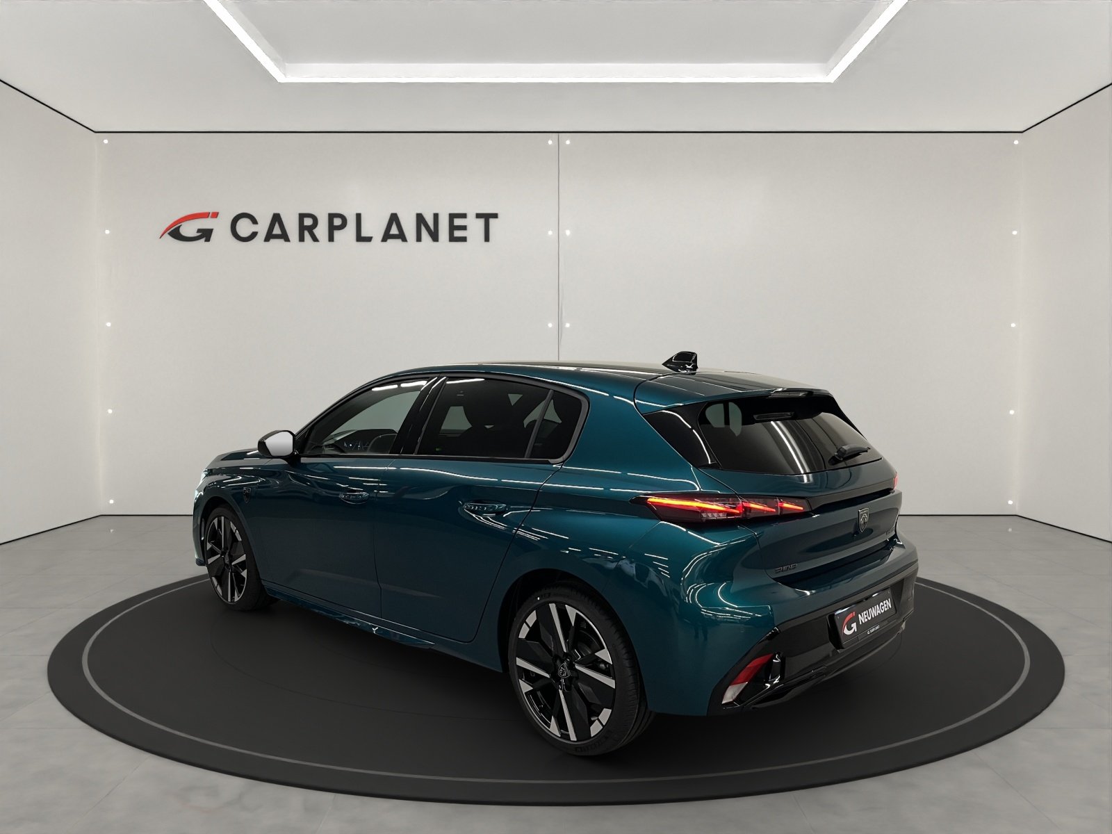 PEUGEOT 308 1.2 Hybrid GT, Mild-Hybrid Petrol/Electric, New car, Automatic - 3