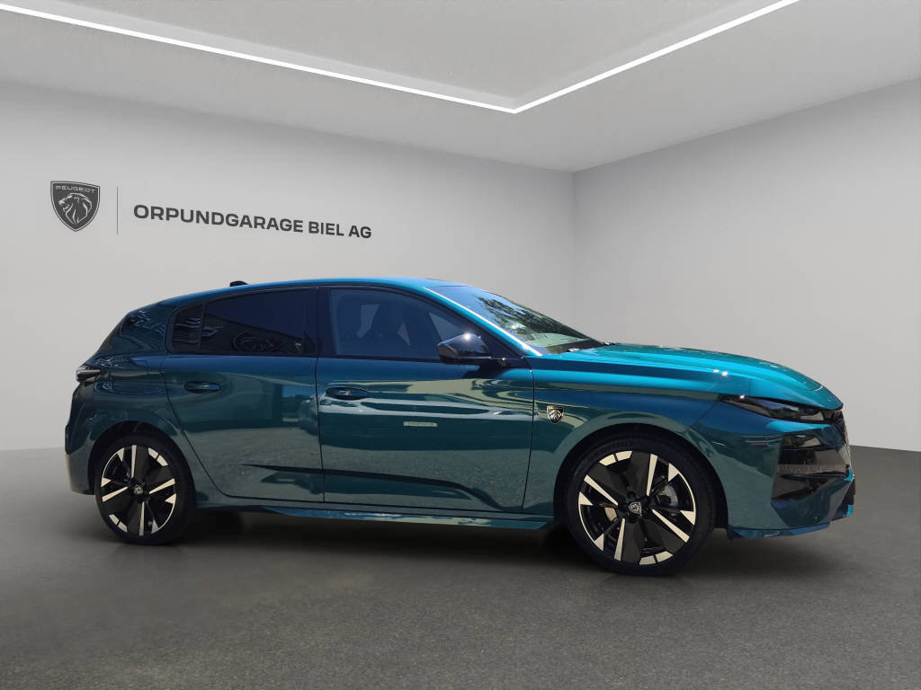 PEUGEOT 308 1.2 Hybrid GT, Mild-Hybrid Petrol/Electric, New car, Automatic - 3