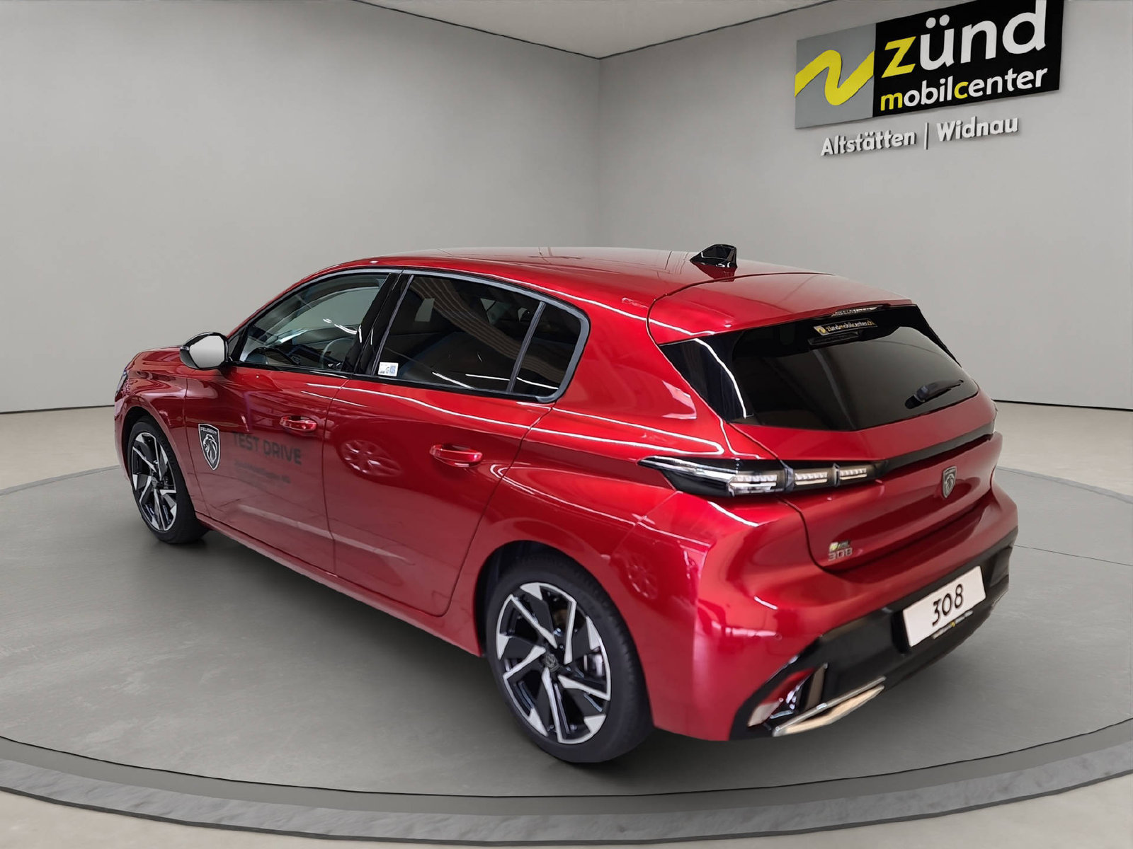PEUGEOT 308 1.2 PureTech Allure Pack, Benzin, Occasion / Gebraucht, Automatik - 3