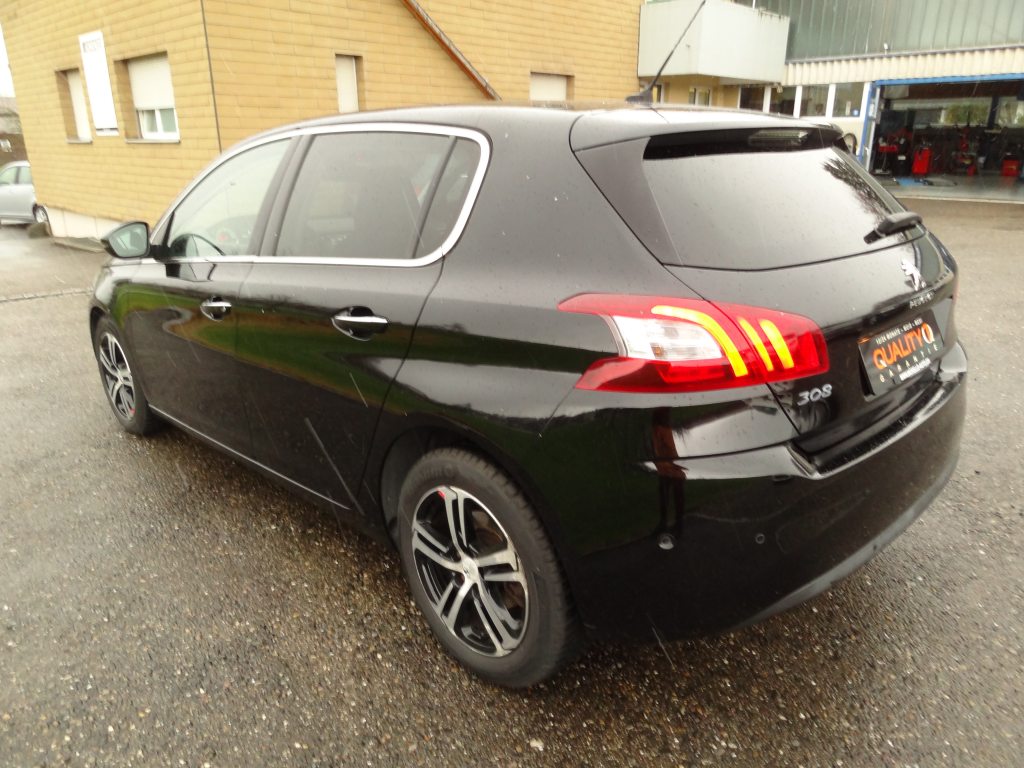 PEUGEOT 308 1.2 PureTech 130 Feline S/S, Essence, Occasion / Utilisé, Automatique - 5