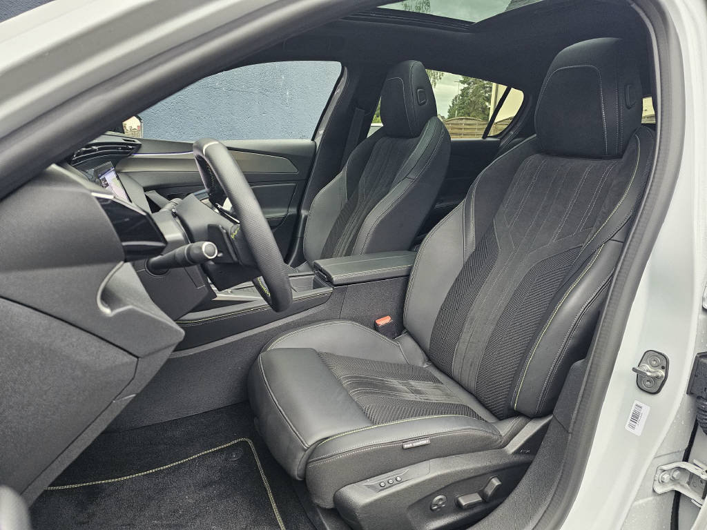 PEUGEOT 308 NEW 1.6 PHEV 225 GT, Plug-in-Hybrid Benzin/Elektro, Occasion / Gebraucht, Automatik - 7