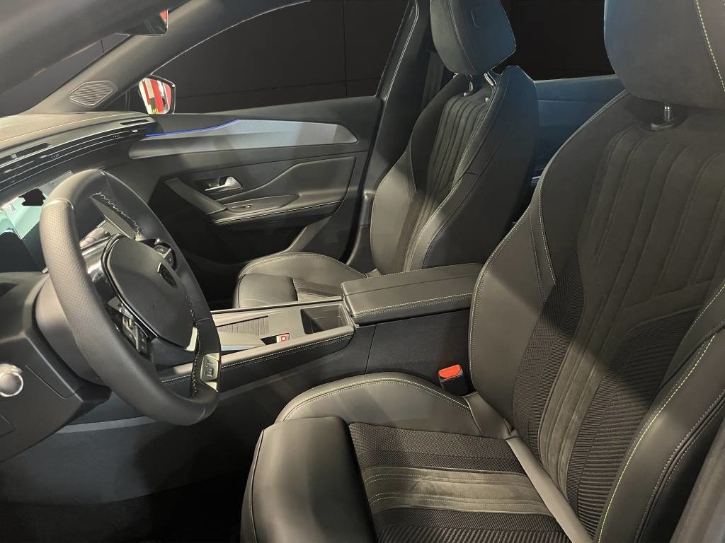 PEUGEOT 308 e GT 54kWh, Électrique, Occasion / Utilisé, Automatique - 7