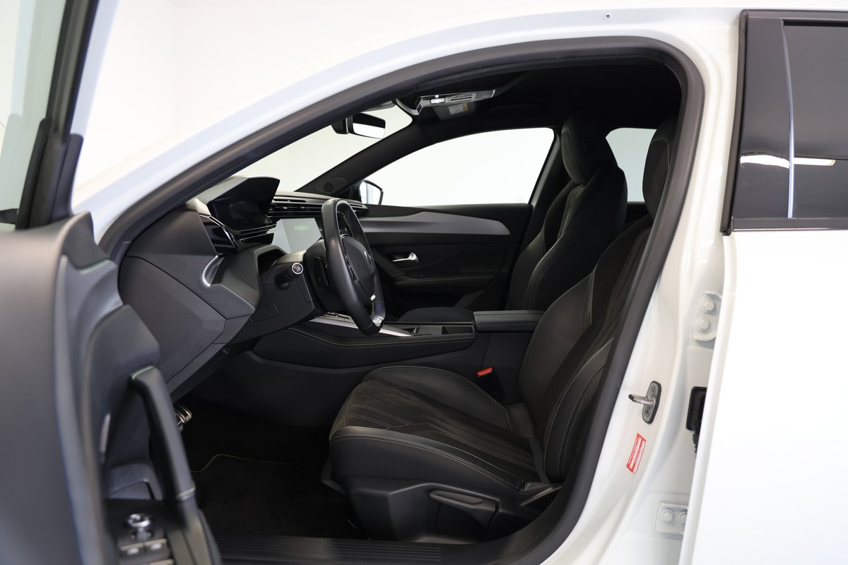 PEUGEOT 308 1.2 Pure Tech GT EAT8 *Perlmutt-Weiss*, Petrol, Second hand / Used, Automatic - 6