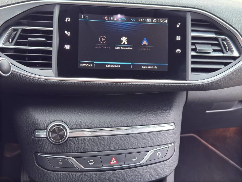 PEUGEOT 308 1.2 Pure Tech Allure Pack EAT8, Benzin, Occasion / Gebraucht, Automat - 6