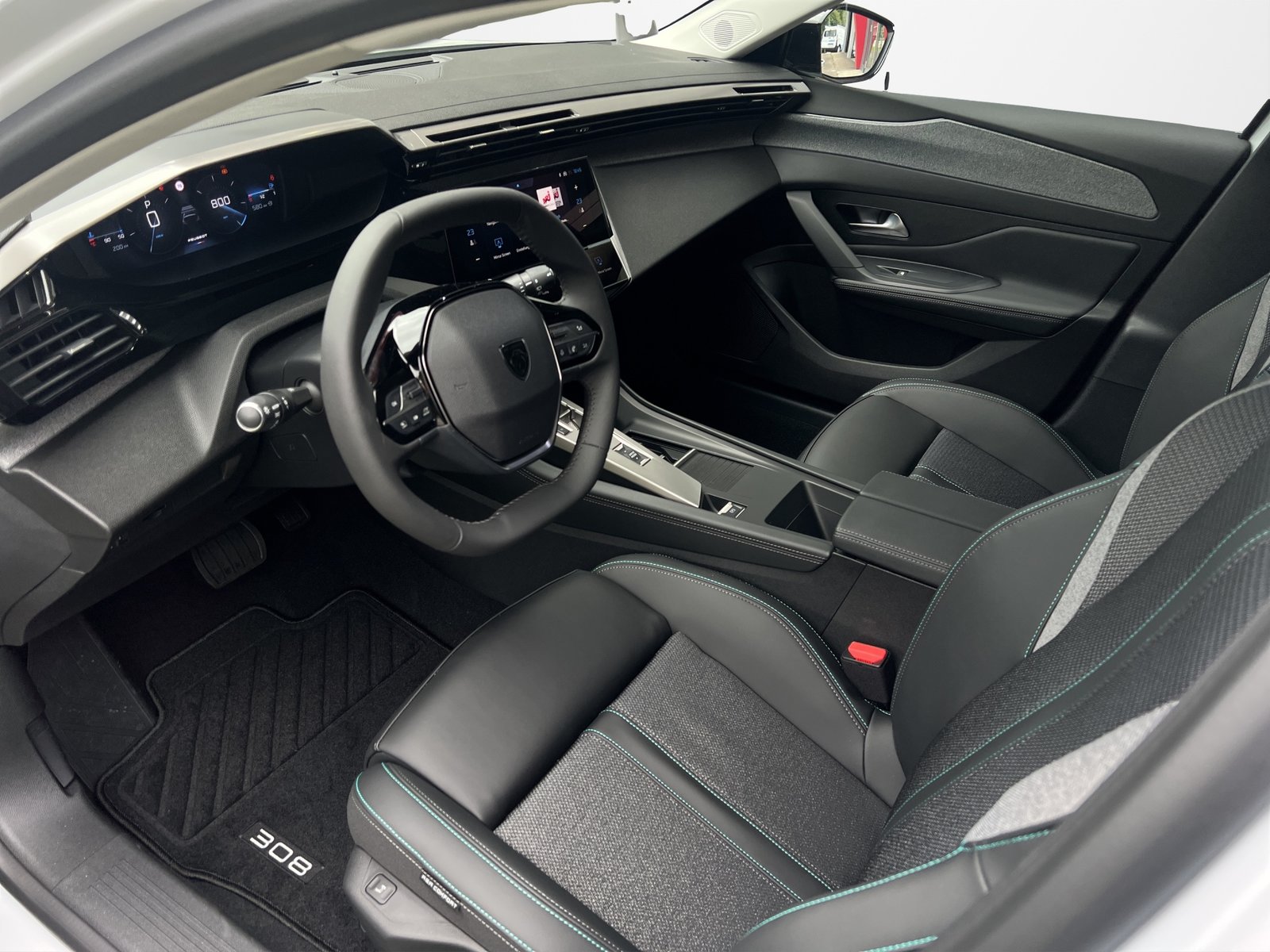 PEUGEOT 308 1.2 Pure Tech Allure EAT8, Benzin, Occasion / Gebraucht, Automatik - 7