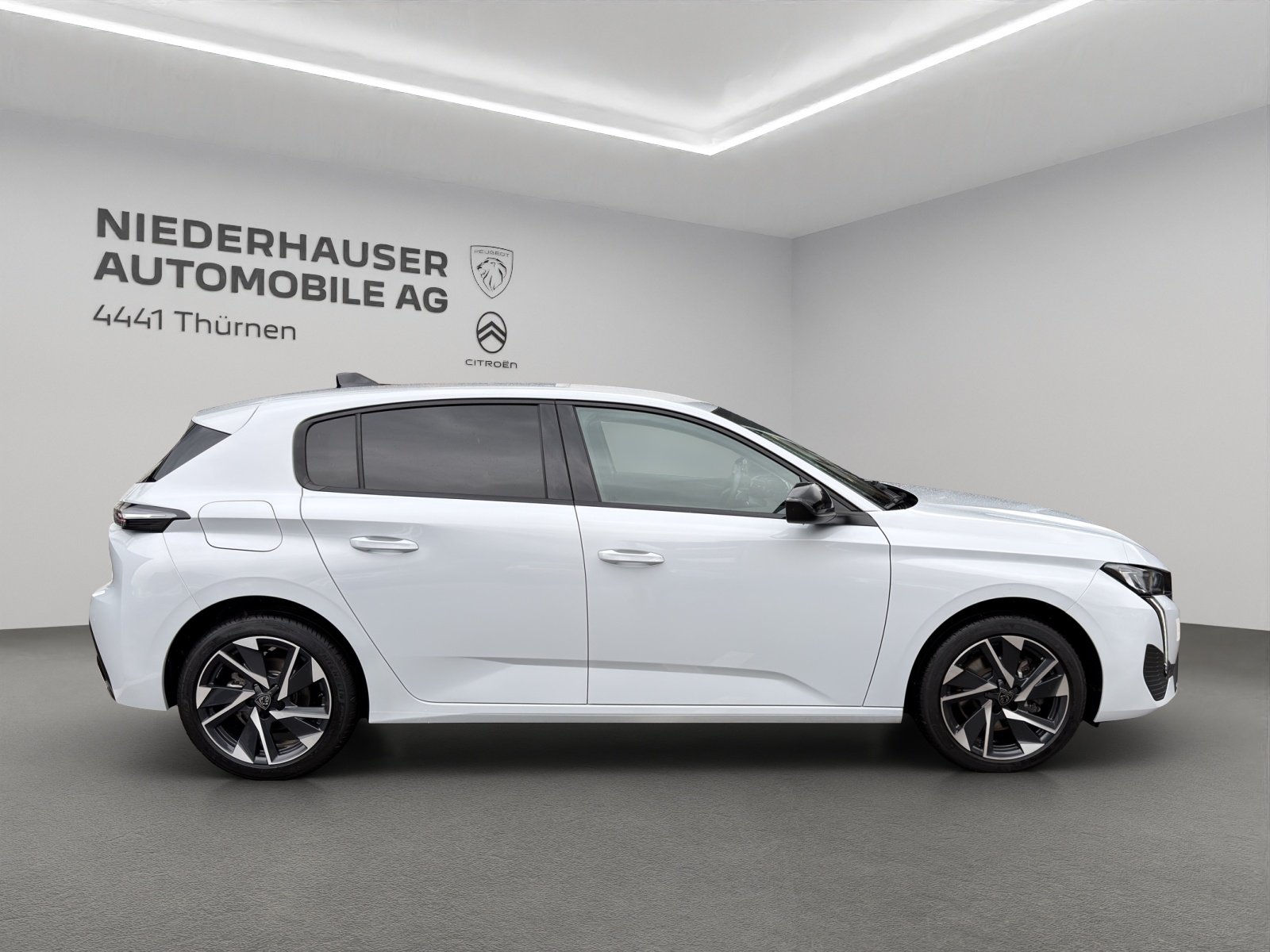 PEUGEOT 308 1.2 Hybrid Allure, Hybride Intégral Essence/Électricité, Occasion / Utilisé, Automatique - 2