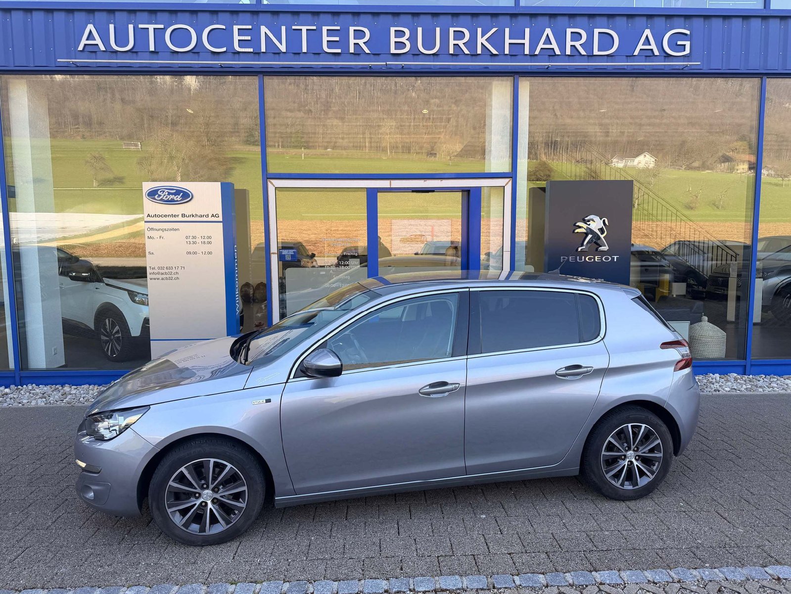 PEUGEOT 308 1.6 BlueHDi Style, DPF, Zahnriemen neu