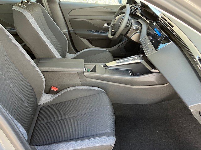 PEUGEOT 308 1.2 MHEV Active, Essence, Occasion / Utilisé, Automatique - 4