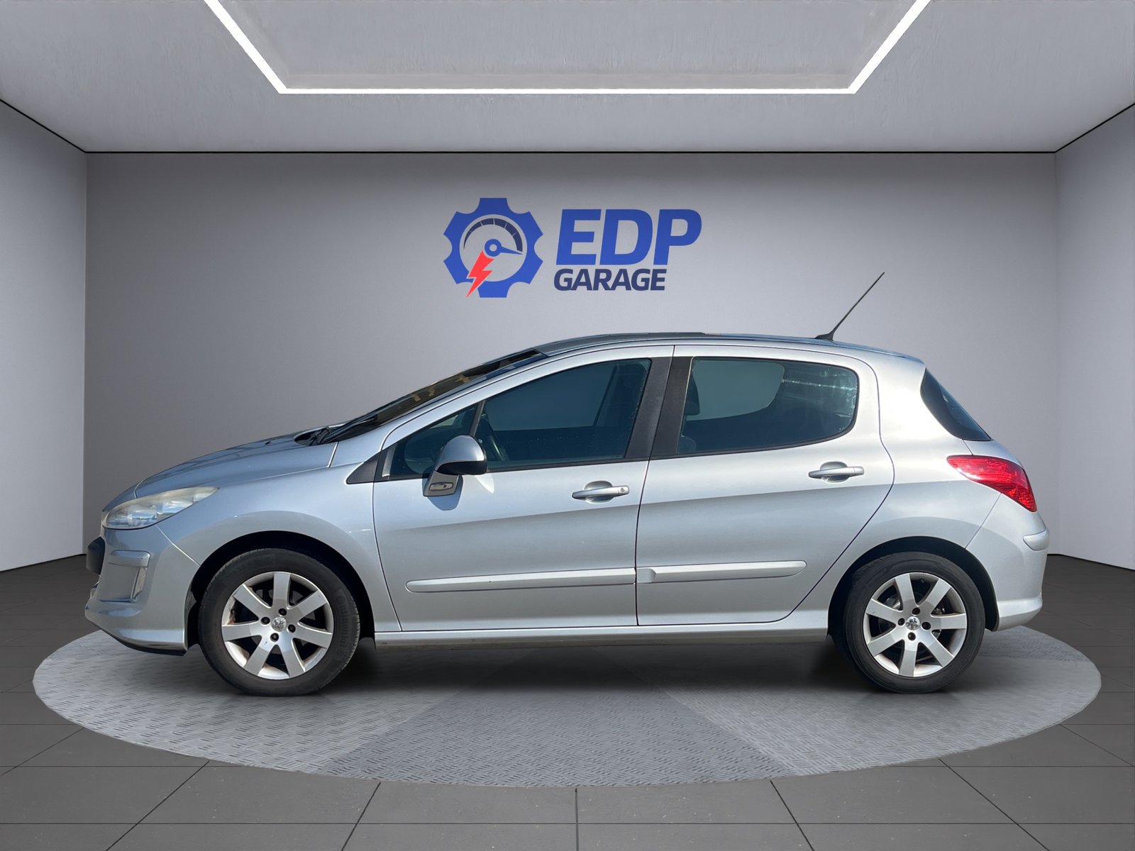 PEUGEOT 308 1.6 16V VTI Sport Automatic