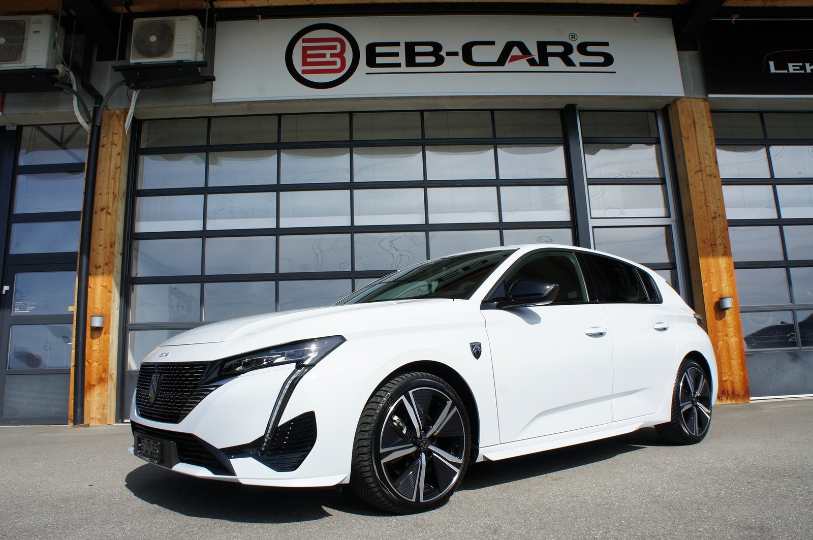 PEUGEOT 308 1.2 HEV 145 GT