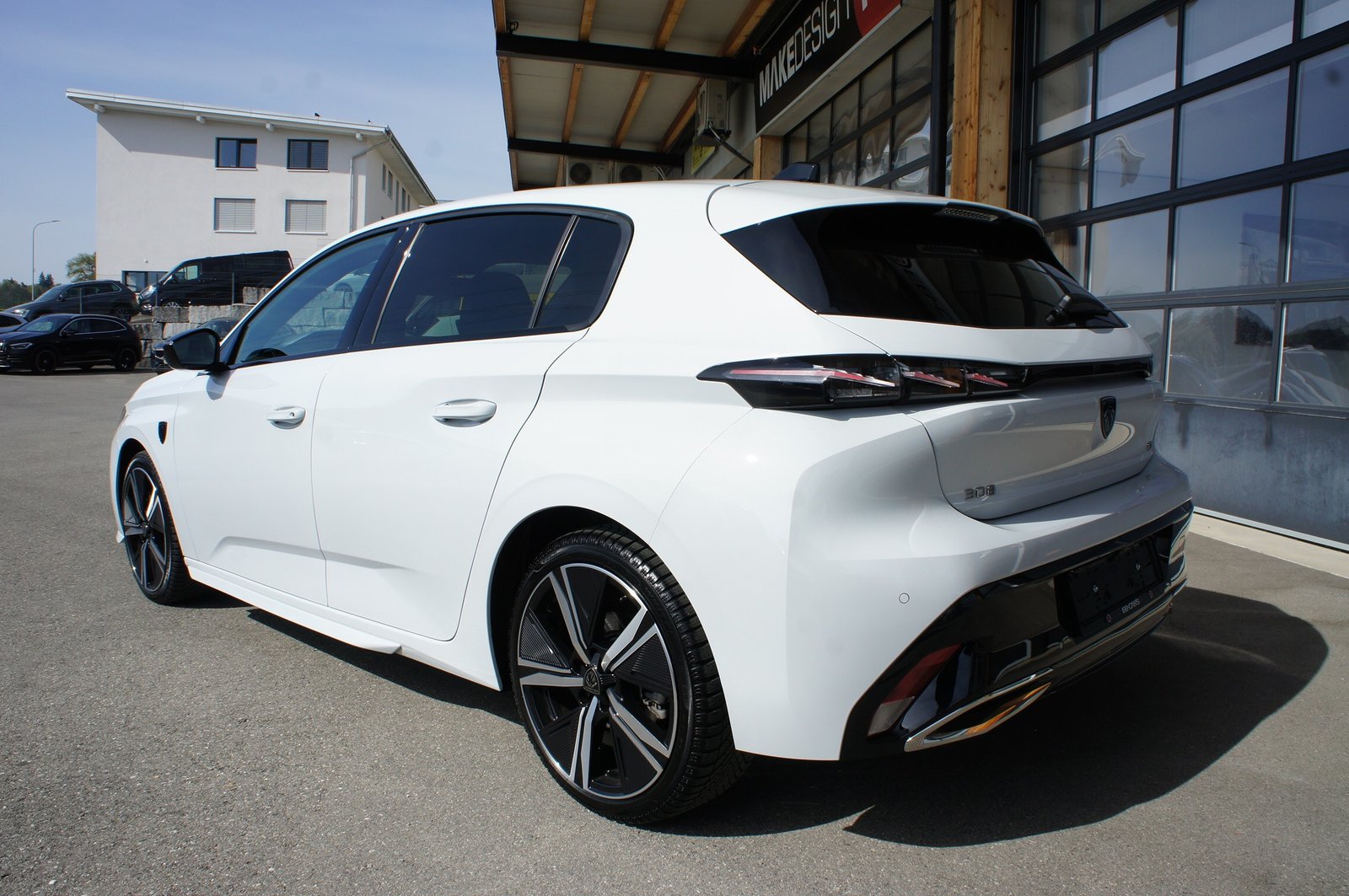 PEUGEOT 308 1.2 HEV 145 GT, Essence, Occasion / Utilisé, Automatique - 3