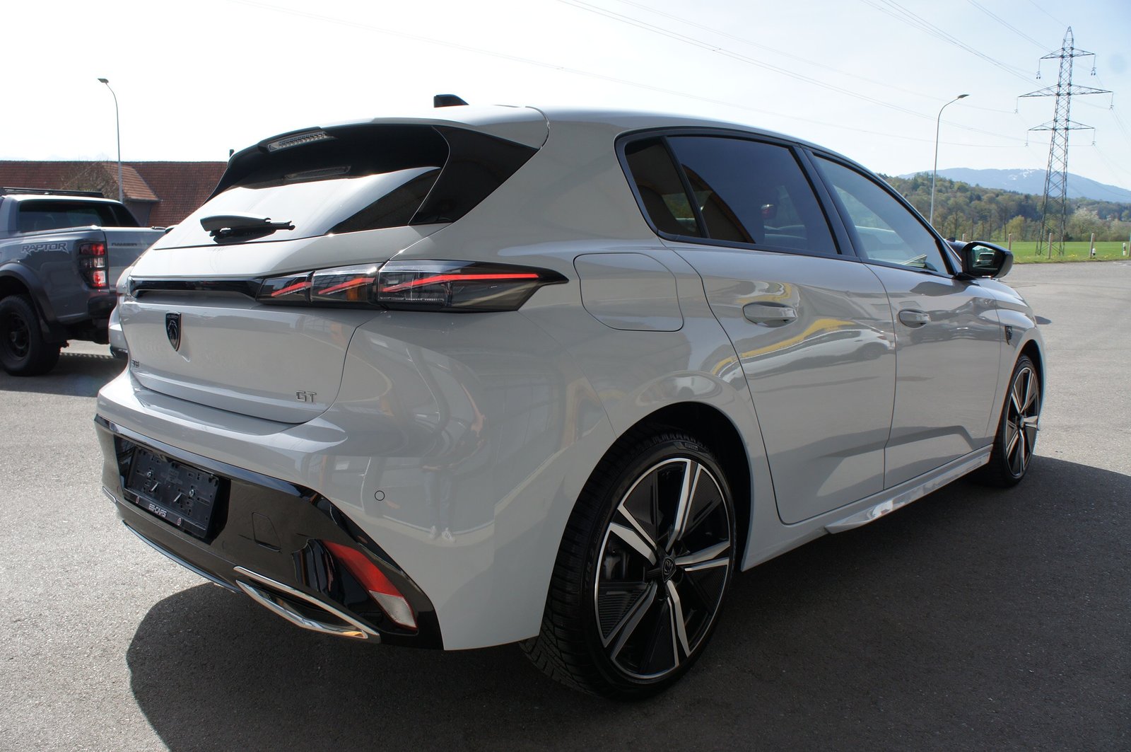 PEUGEOT 308 1.2 HEV 145 GT, Essence, Occasion / Utilisé, Automatique - 5