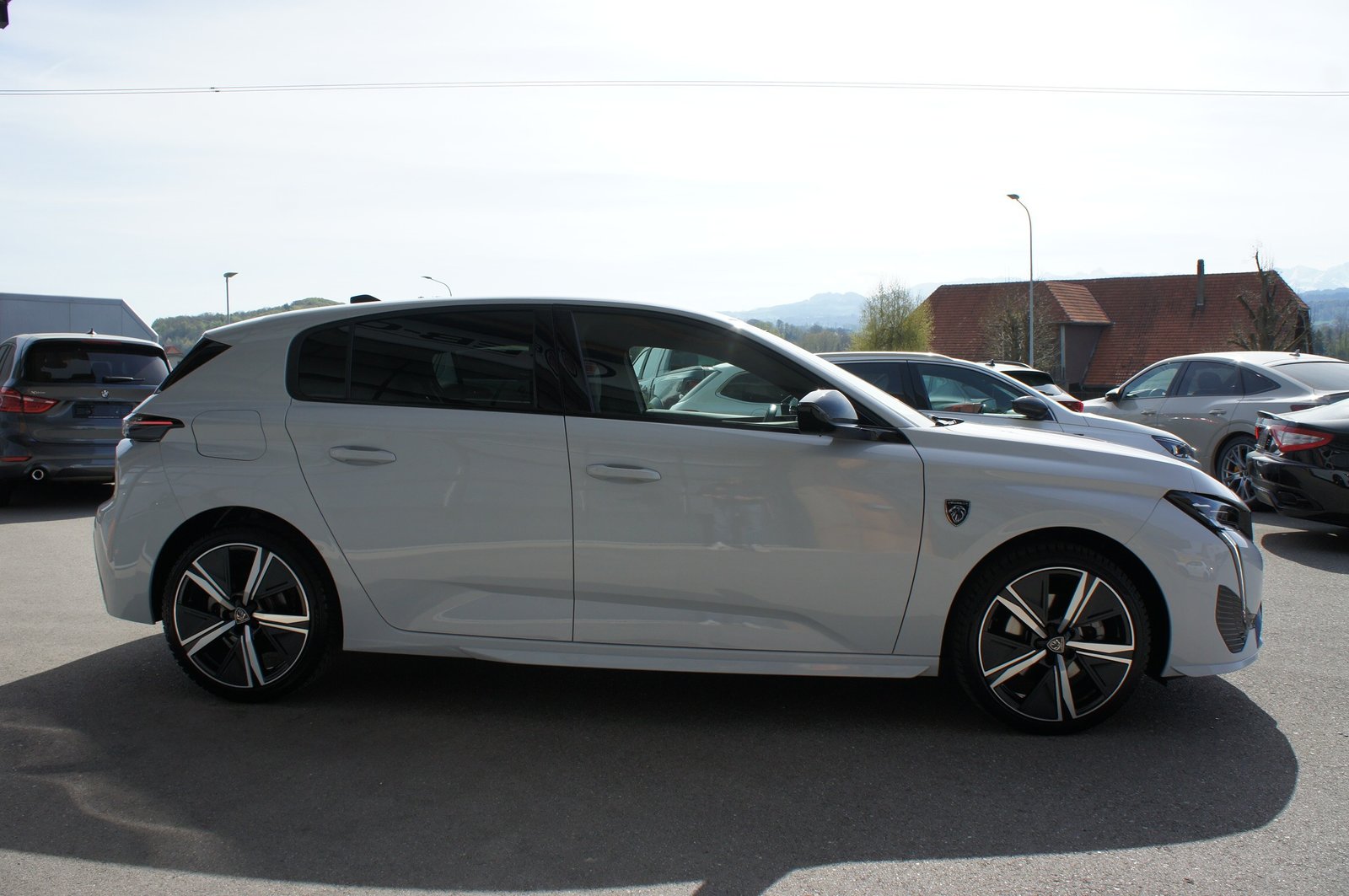 PEUGEOT 308 1.2 HEV 145 GT, Essence, Occasion / Utilisé, Automatique - 6