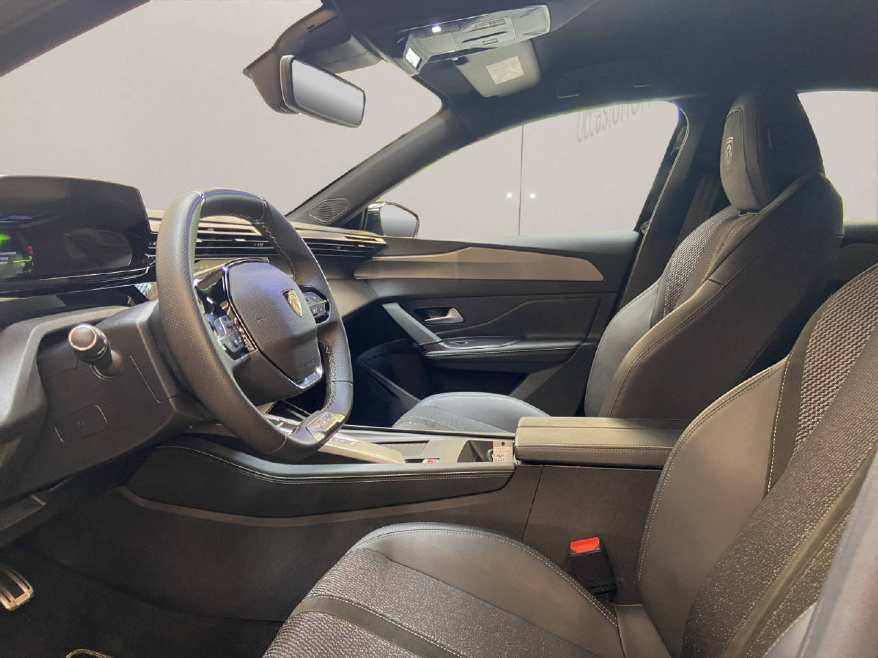 PEUGEOT 308 1.2 Hybrid GT 145, Mild-Hybrid Petrol/Electric, Second hand / Used, Automatic - 5