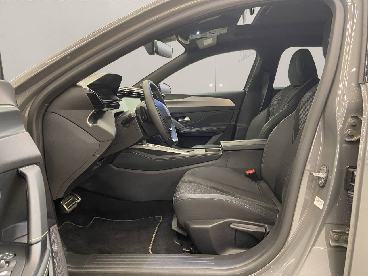 PEUGEOT 308 1.2 Hybrid GT 145, Voll-Hybrid Benzin/Elektro, Occasion / Gebraucht, Automatik - 5
