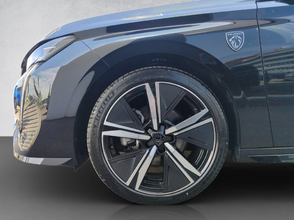 PEUGEOT 308 1.2 Hybrid GT, Mild-Hybrid Benzin/Elektro, Occasion / Gebraucht, Automatik - 7