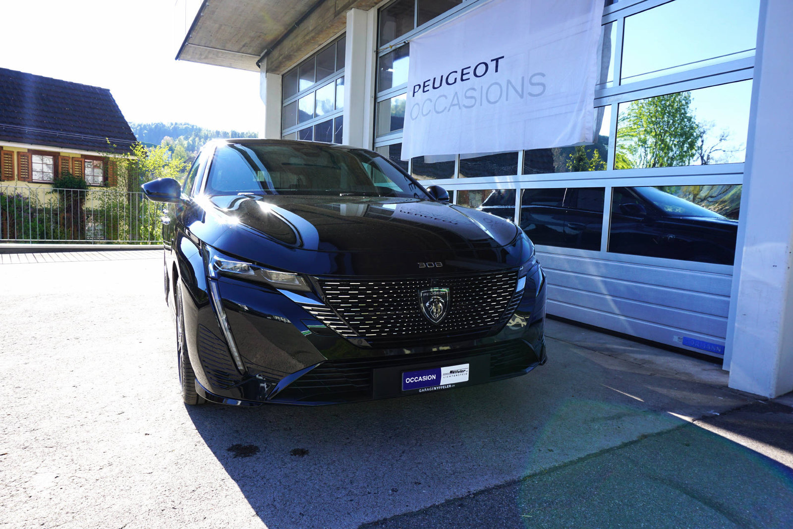 PEUGEOT 308 1.2 Hybrid GT