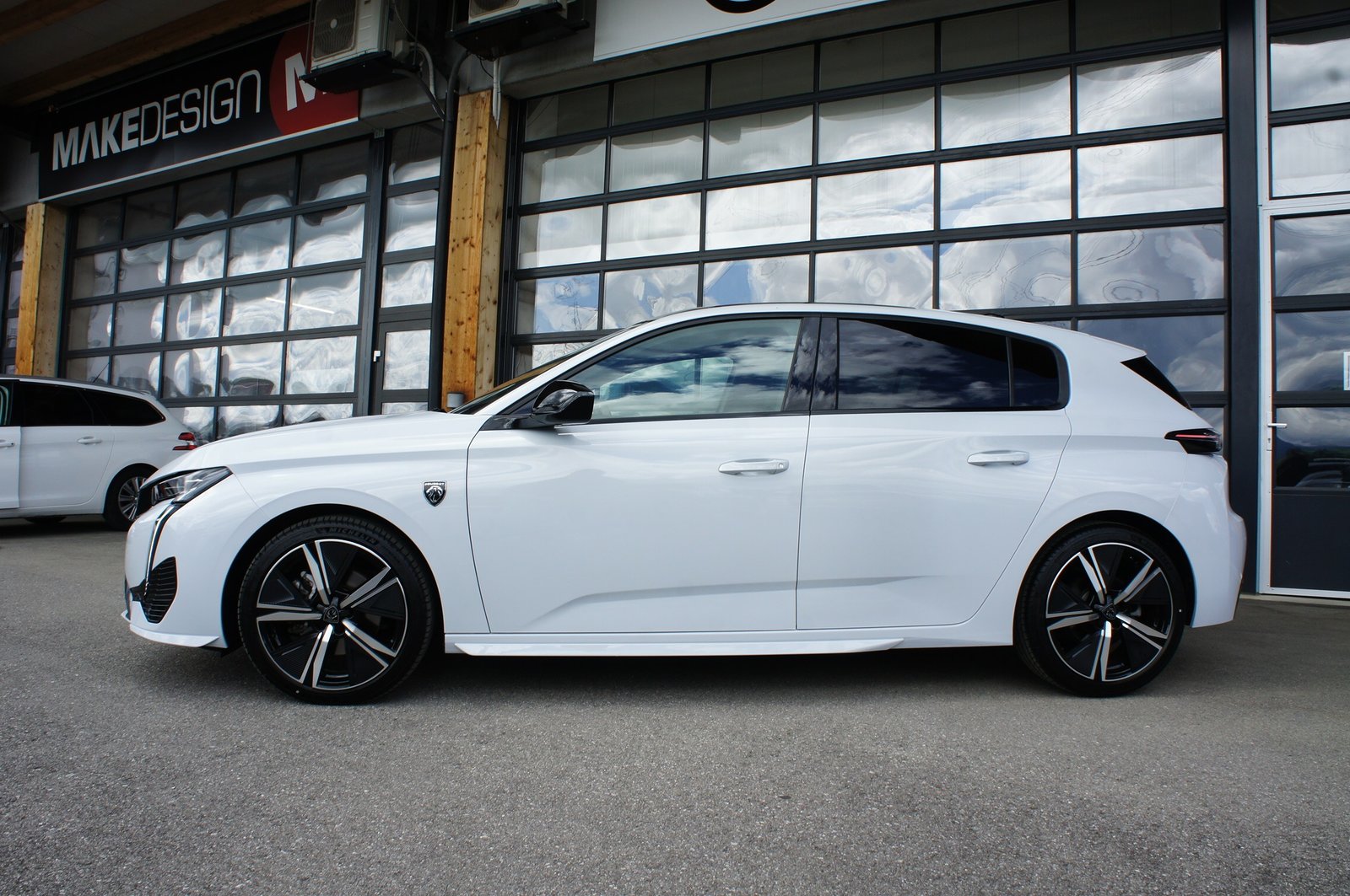 PEUGEOT 308 1.2 HEV 145 GT, Benzina, Occasioni / Usate, Automatico - 2