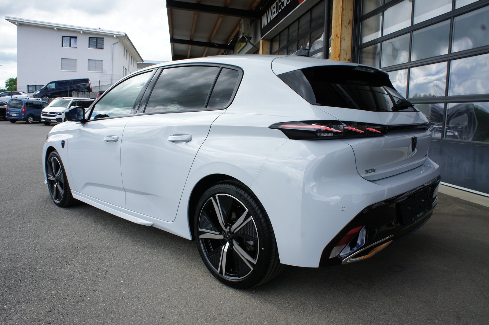 PEUGEOT 308 1.2 HEV 145 GT, Benzina, Occasioni / Usate, Automatico - 3