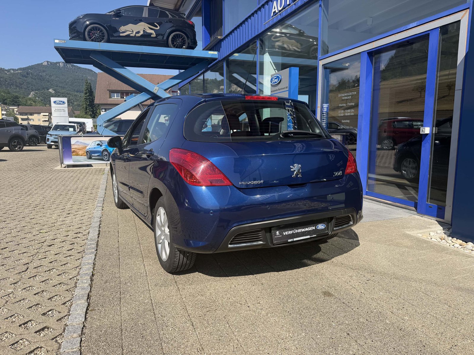 PEUGEOT 308 1.6 Turbo 150 Swiss Edition, Petrol, Second hand / Used, Manual - 4