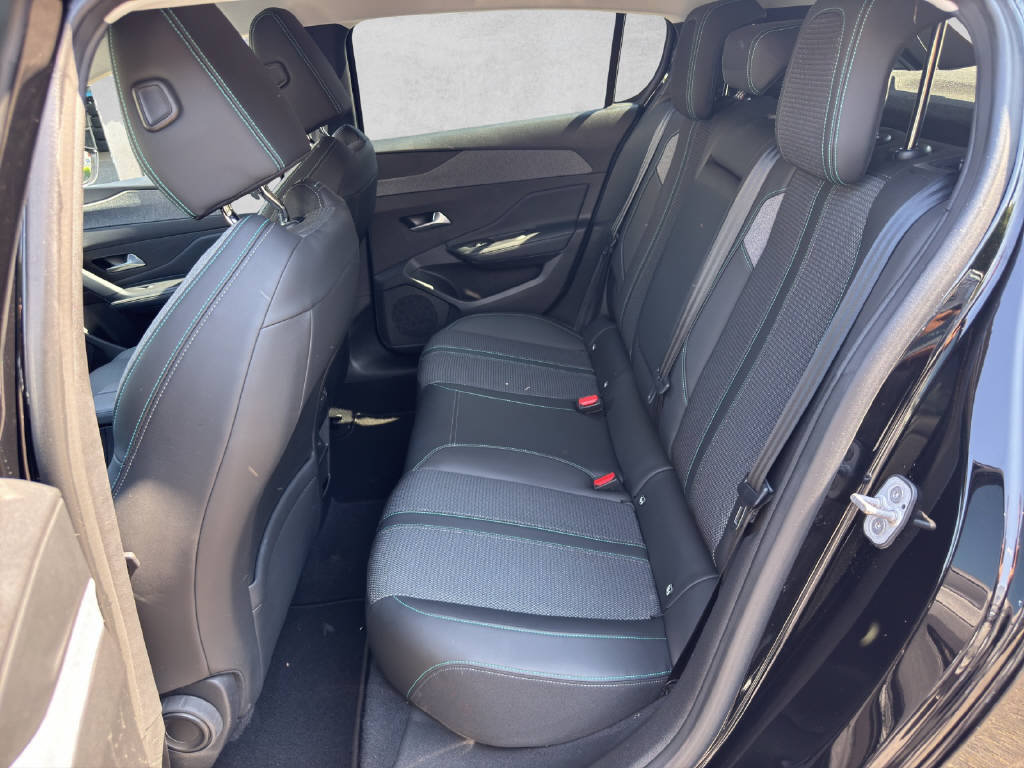 PEUGEOT 308 1.2 PureTech Allure Pack, Essence, Occasion / Utilisé, Automatique - 7